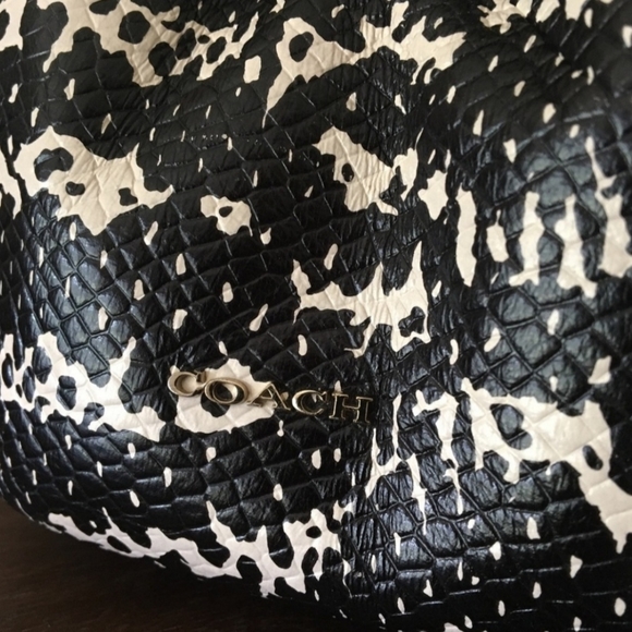 SOLD on other platform* Coach Madison python - Picture 4 of 11